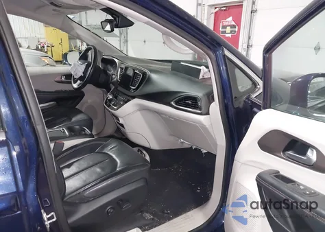 2017 Chrysler Pacifica Touring-L Plus from USA, damaged, VIN 2C4RC1EG3HR656267